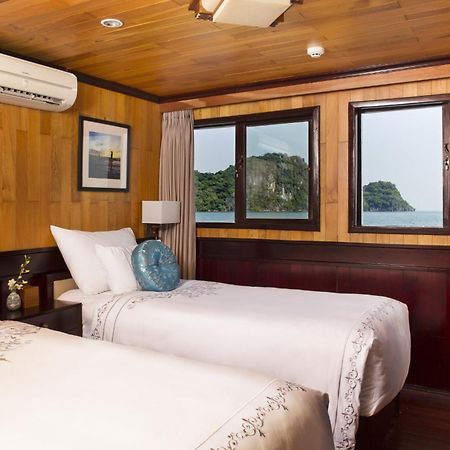 Aphrodite Cruise Ha Long Exterior photo