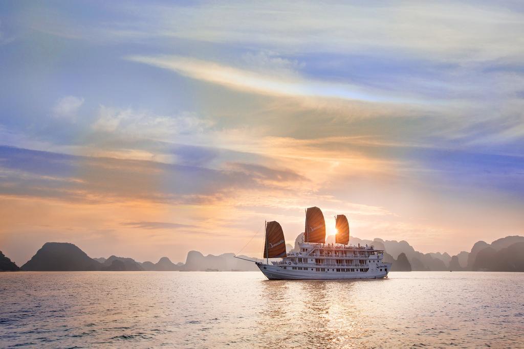 Aphrodite Cruise Ha Long Exterior photo