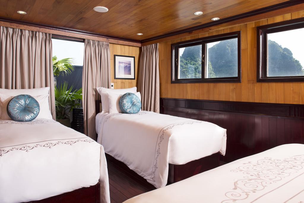 Aphrodite Cruise Ha Long Room photo