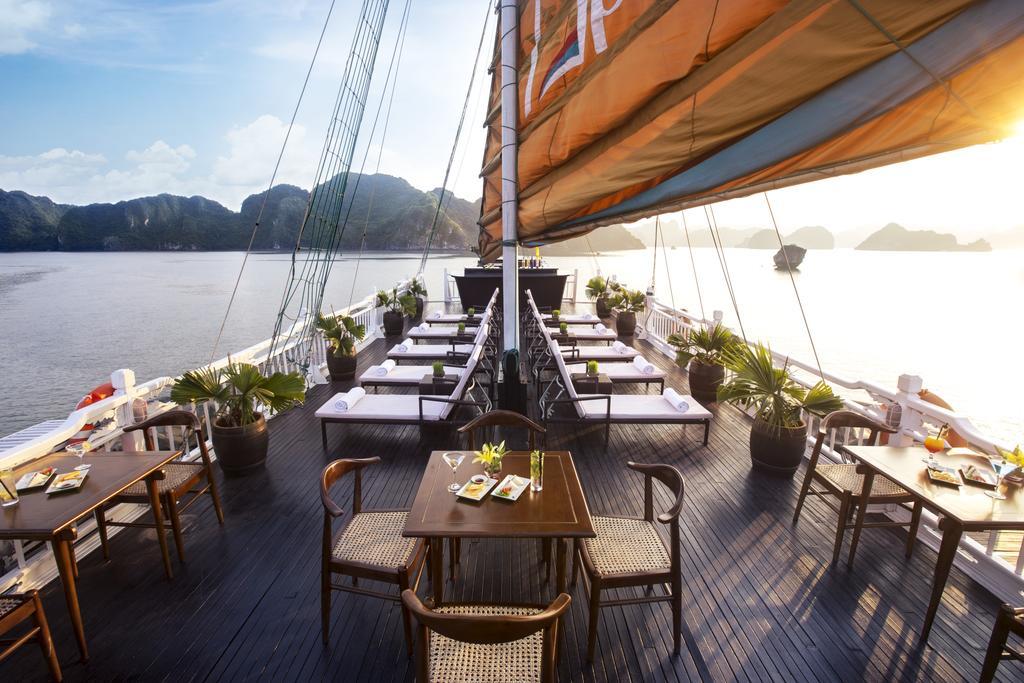 Aphrodite Cruise Ha Long Exterior photo