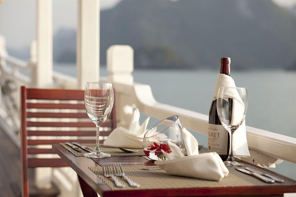 Aphrodite Cruise Ha Long Exterior photo